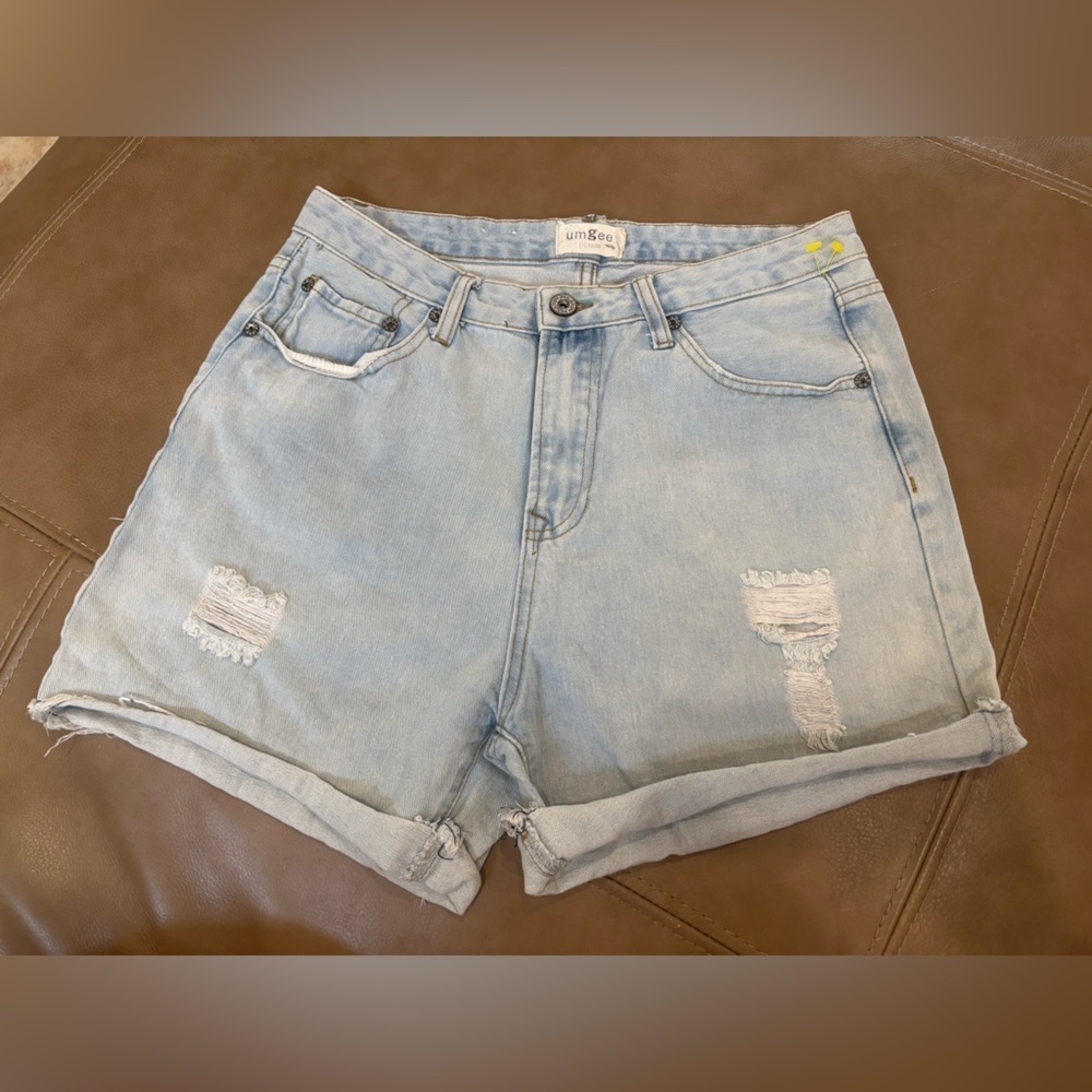 Umgee Light Blue Denim wide leg 4 inch Shorts